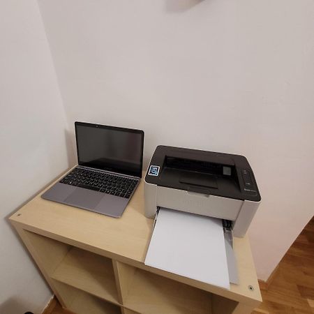 Anastasia Balcescu Apart 4 Self Check In Code From 2Pm Kitchen And Bedroom Bukarest Kültér fotó
